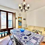 Casa Marzia By Housilia チェファル