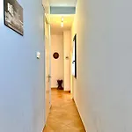 Casa Marzia By Housilia アパート