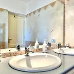 Casa Marzia By Housilia チェファル