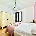 Casa Marzia By Housilia