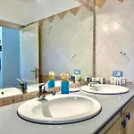 Casa Marzia By Housilia アパート