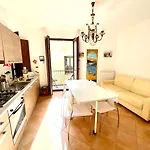 Casa Marzia By Housilia アパート チェファル