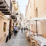 Casa Marzia By Housilia * チェファル
