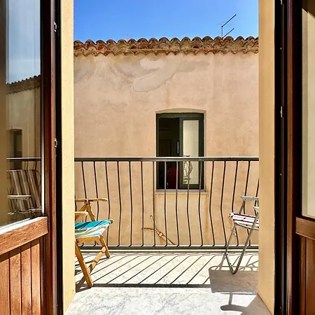 Apartment Casa Marzia By Housilia Cefalu