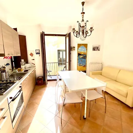 Casa Marzia By Housilia Daire Cefalù
