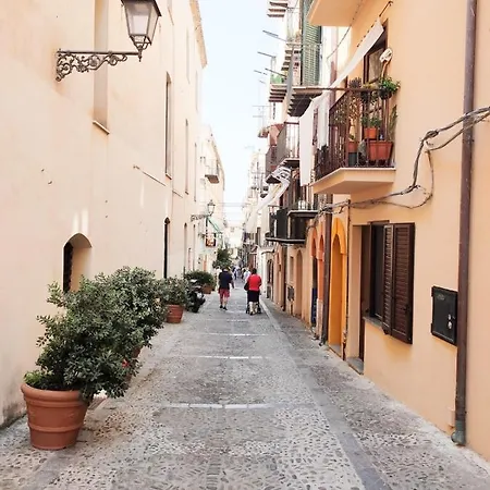 Casa Marzia By Housilia